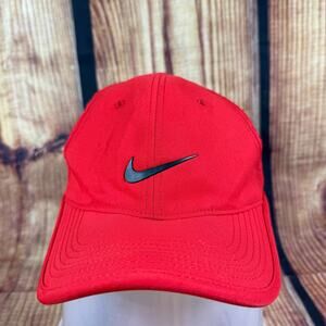 Nike Golf RZN Vapor Hat Red Black Swoosh Strap Back Lightweight Baseball Cap
